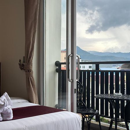 Twin Hotel 캄폿 외부 사진