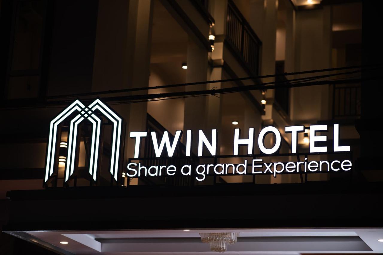 Twin Hotel 캄폿 외부 사진