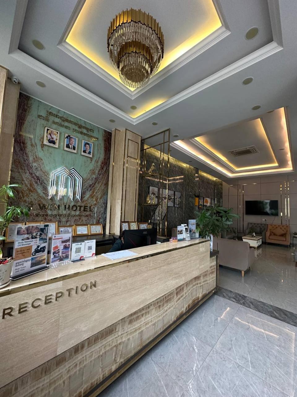 Twin Hotel 캄폿 외부 사진