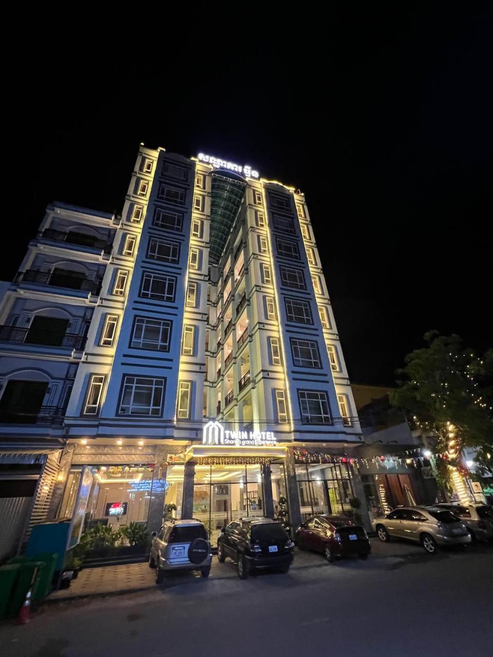 Twin Hotel 캄폿 외부 사진