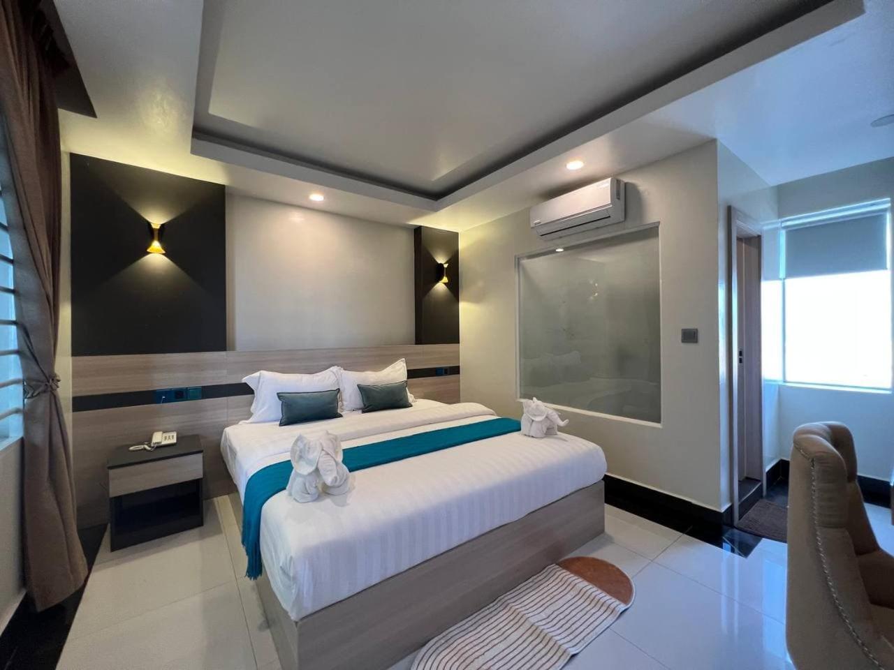 Twin Hotel 캄폿 외부 사진