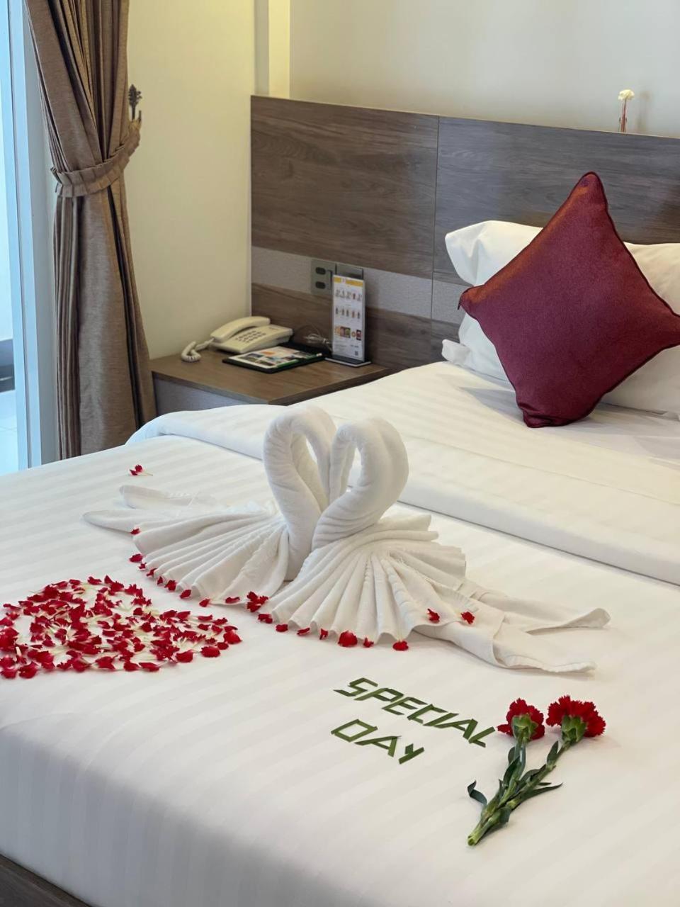 Twin Hotel 캄폿 외부 사진