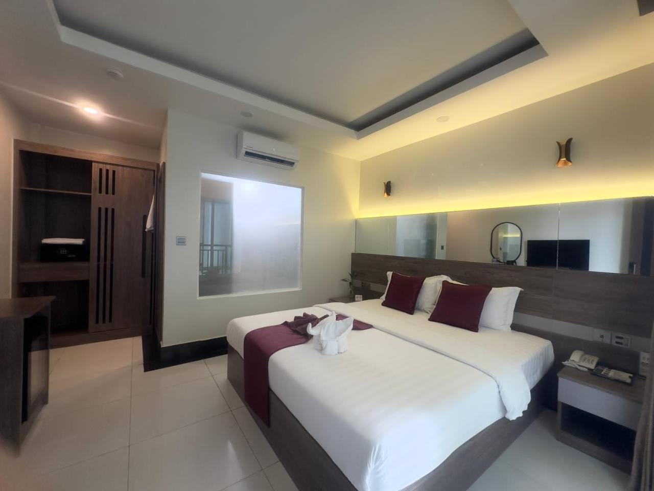 Twin Hotel 캄폿 외부 사진