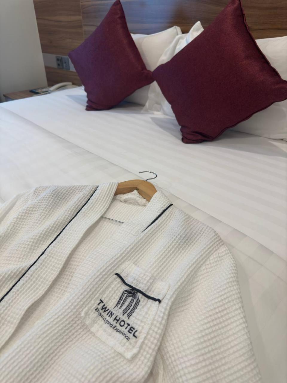 Twin Hotel 캄폿 외부 사진